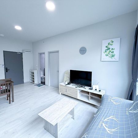 Vv Homestay Jesselton Quay Surla Sabah Mall Kk 亚庇贵赴行馆 Kota Kinabalu Eksteriør bilde